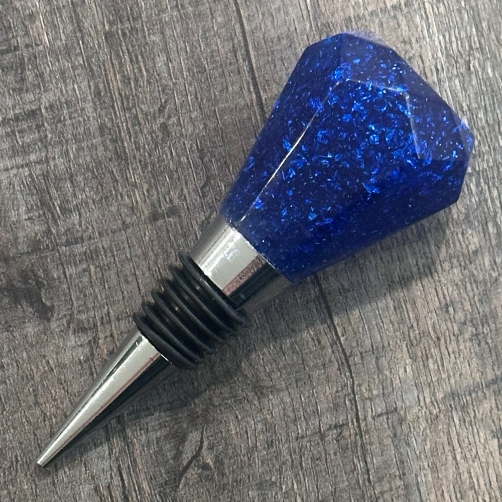 💞 New Blue Glitter Diamond Shaped Jewel Wine Stopper